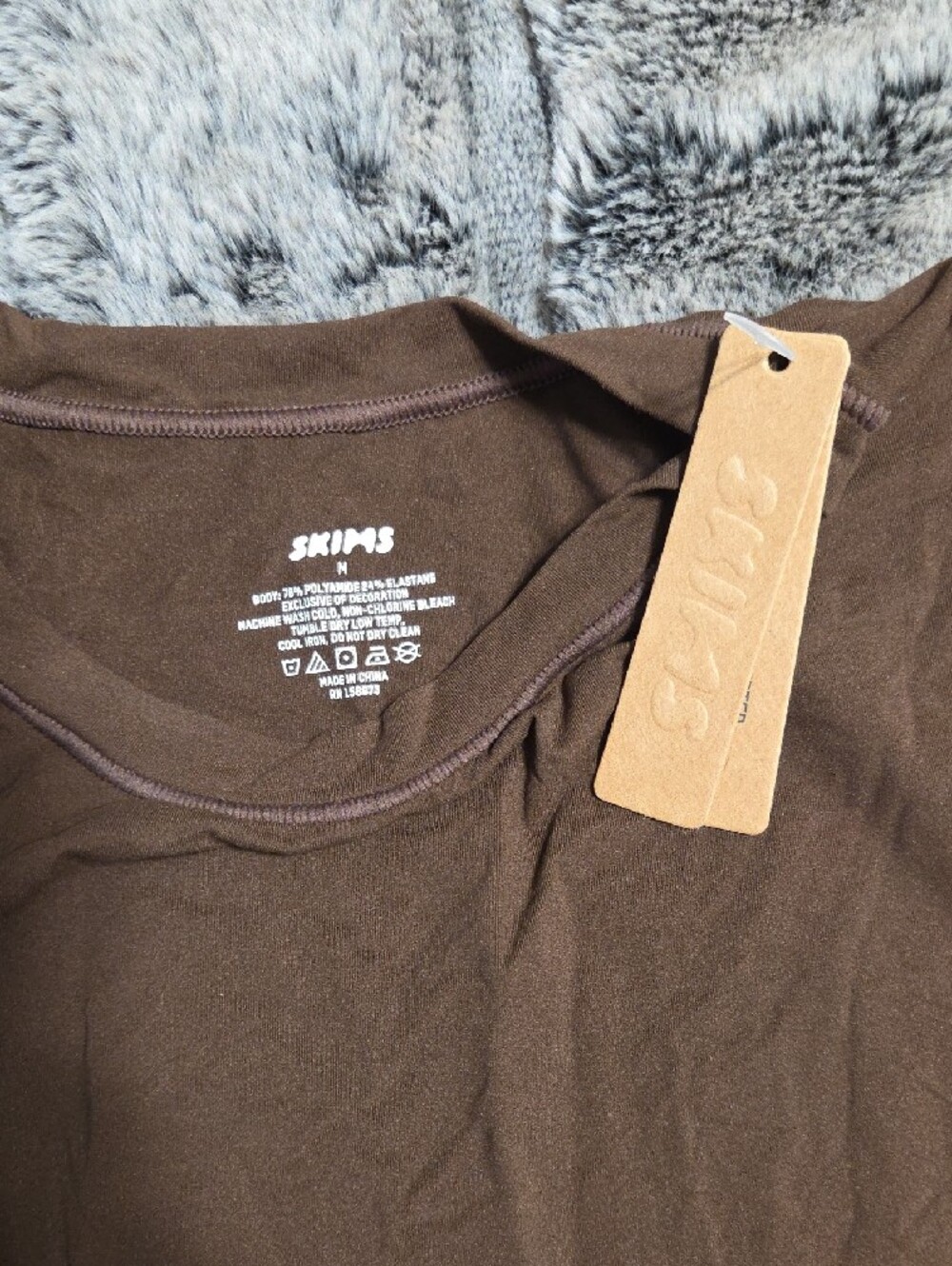 SKIMS Brown Short Sleeve Crewneck Tee In Cocoa - Picture 2 of 4